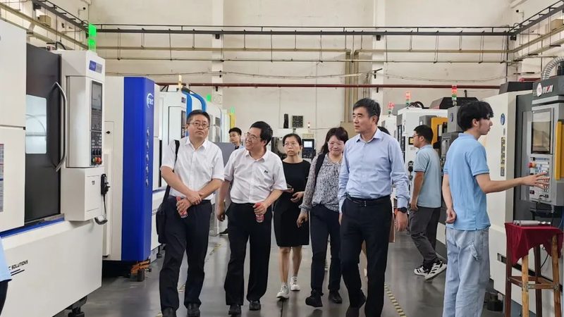 外协机械加工厂设备要求：如何确保加工精度与稳定性